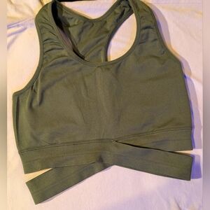 NVGTN Women's Green Seamless Sculpt Sports Bra